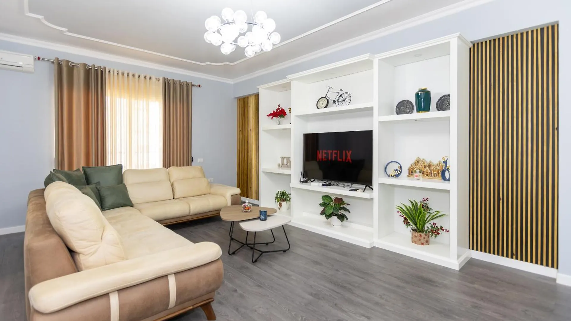 Evoque Stylish Stay Vlorë Lägenhet
