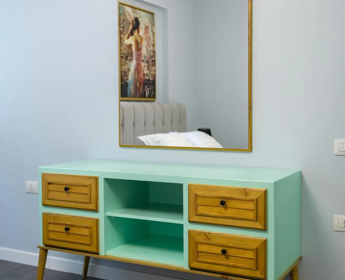 Evoque Stylish Stay Влёра